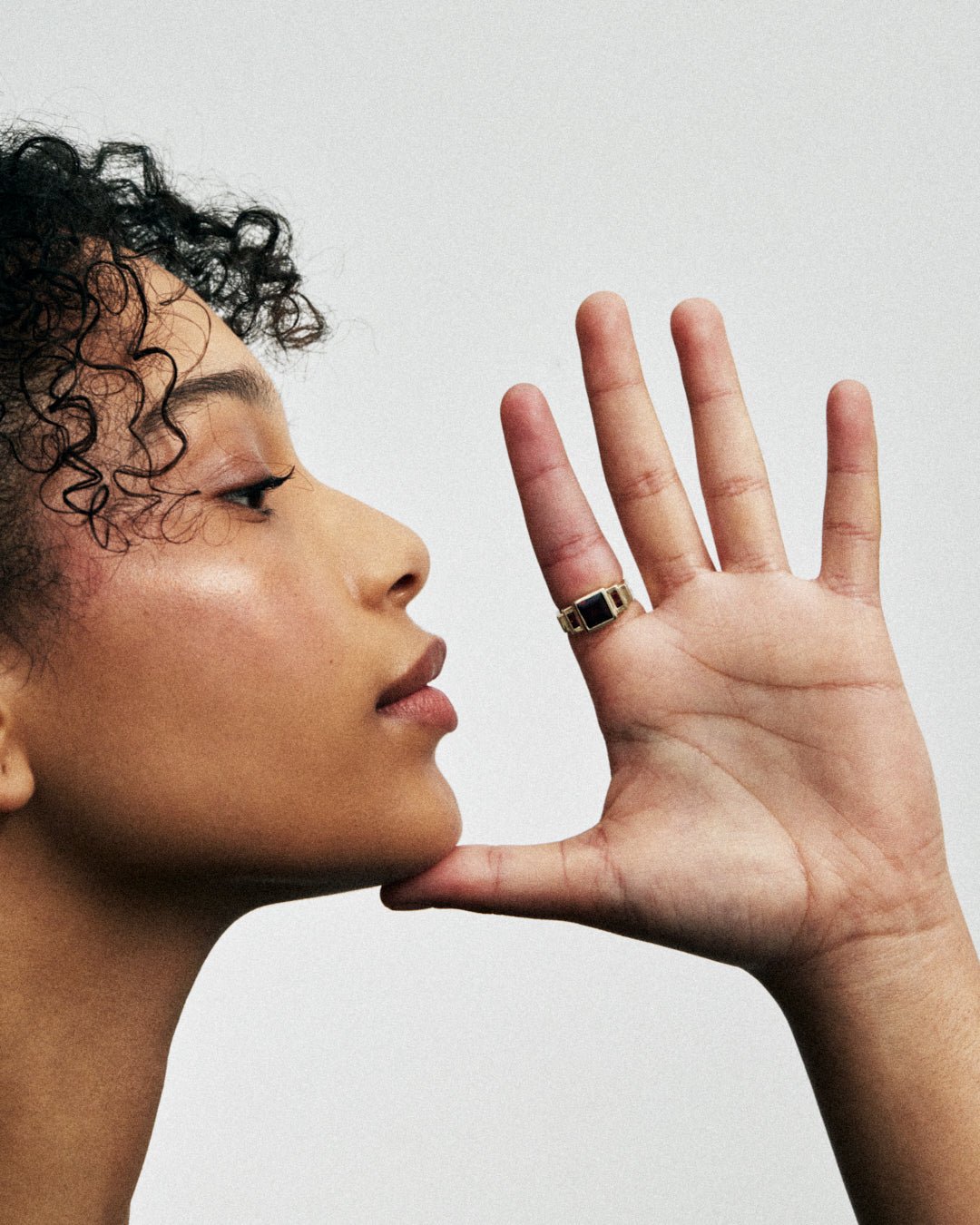 Prism Ring | Garnet 10k Gold - ALTRA Jewellery -