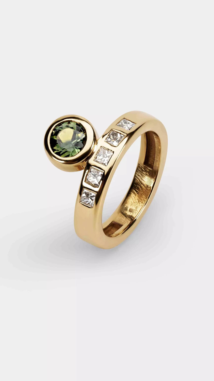 Pinky | 9k Gold Ring - ALTRA Jewellery -