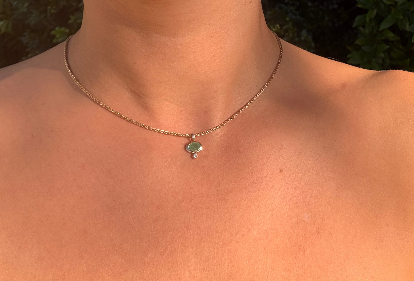 Cleopatra Charm I Emerald Diamond 9k Gold
