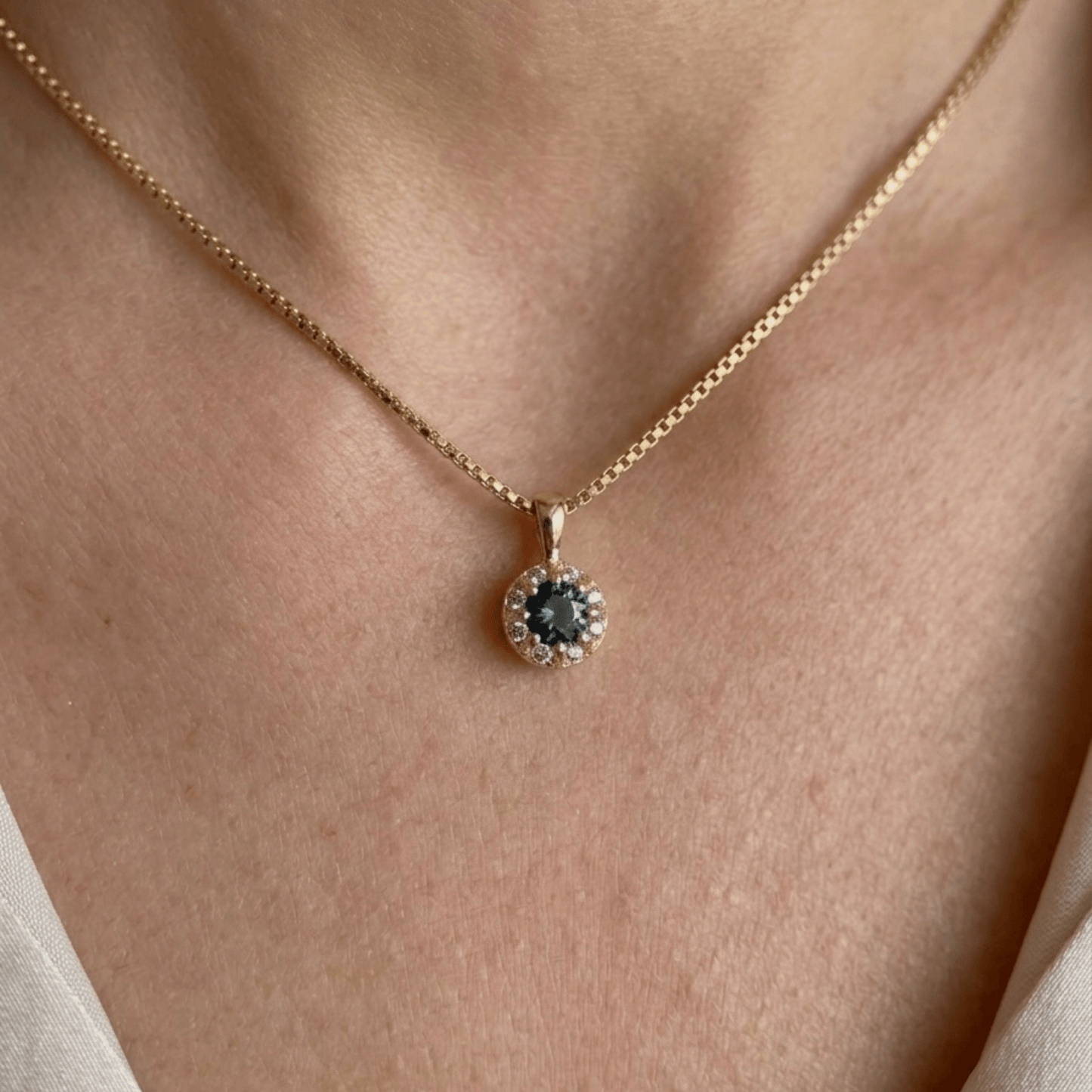 Goccia Charm I Sapphires 9k Gold - ALTRA Jewellery - 
