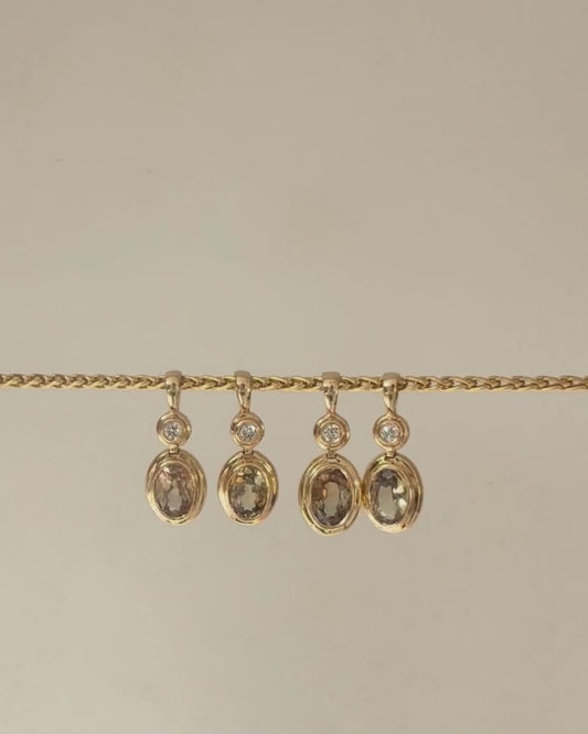 Fall Charm I Sapphire and Diamond 9k Gold